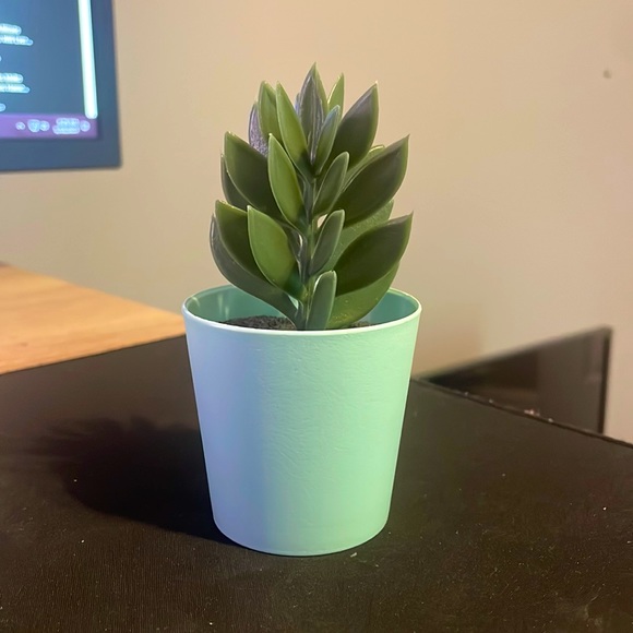 Fake Plant (Teal) - Picture 1 of 1